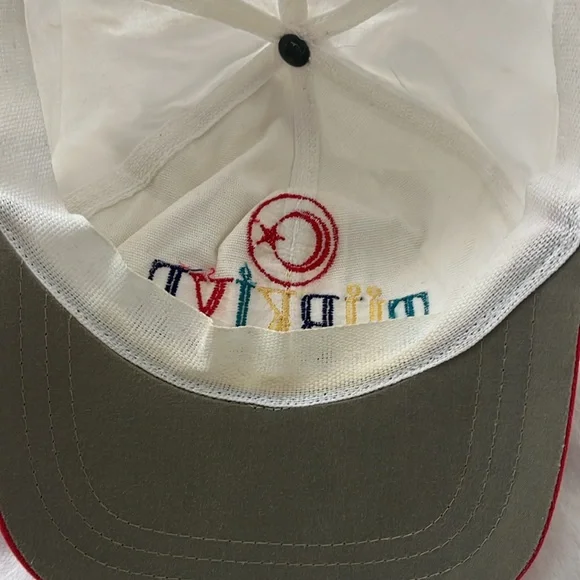 Vintage Baseball Hat - Türkiye Embroidered Cap - Red and White - Picture 4 of 5